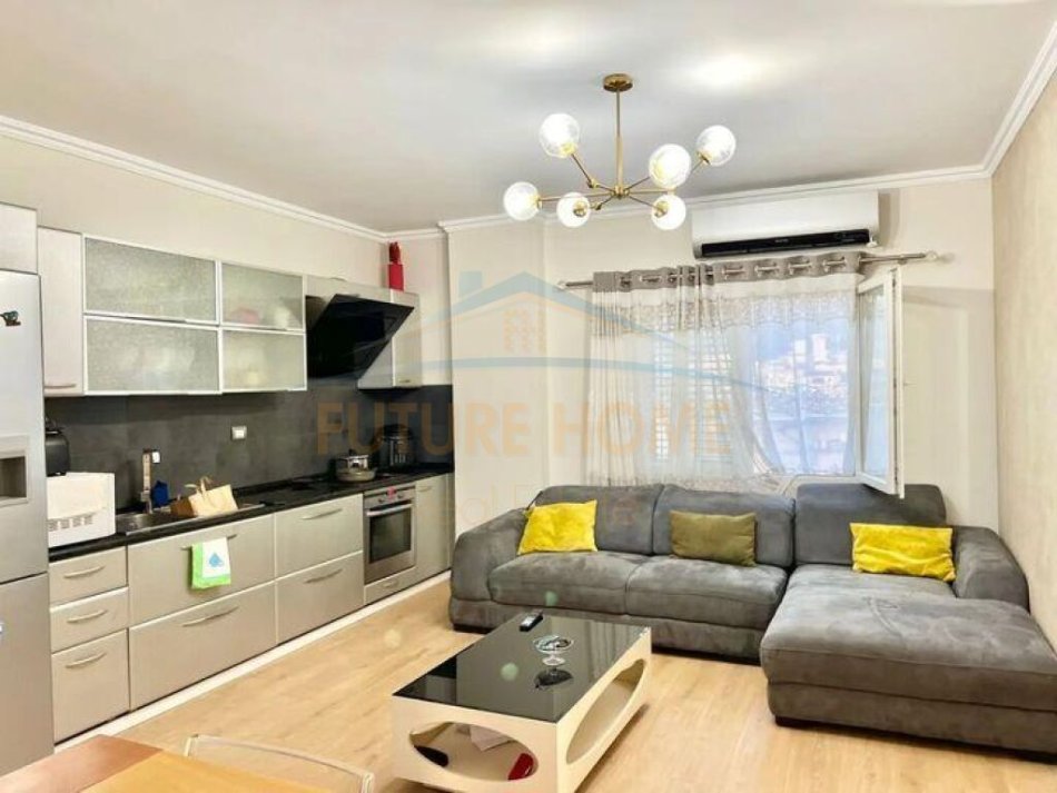 Tirane, shitet apartament 2+1 Kati 6, 96 m² 185.000 € (21 Dhjetori)
