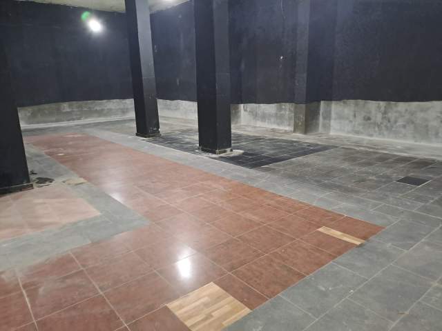 Durres, jepet me qera ambjent biznesi Kati -1, 500 m² 15.000 Euro