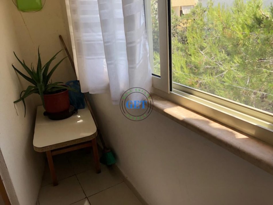JEPET ME QIRA GARSONIERE NE GOLEM, DURRES
