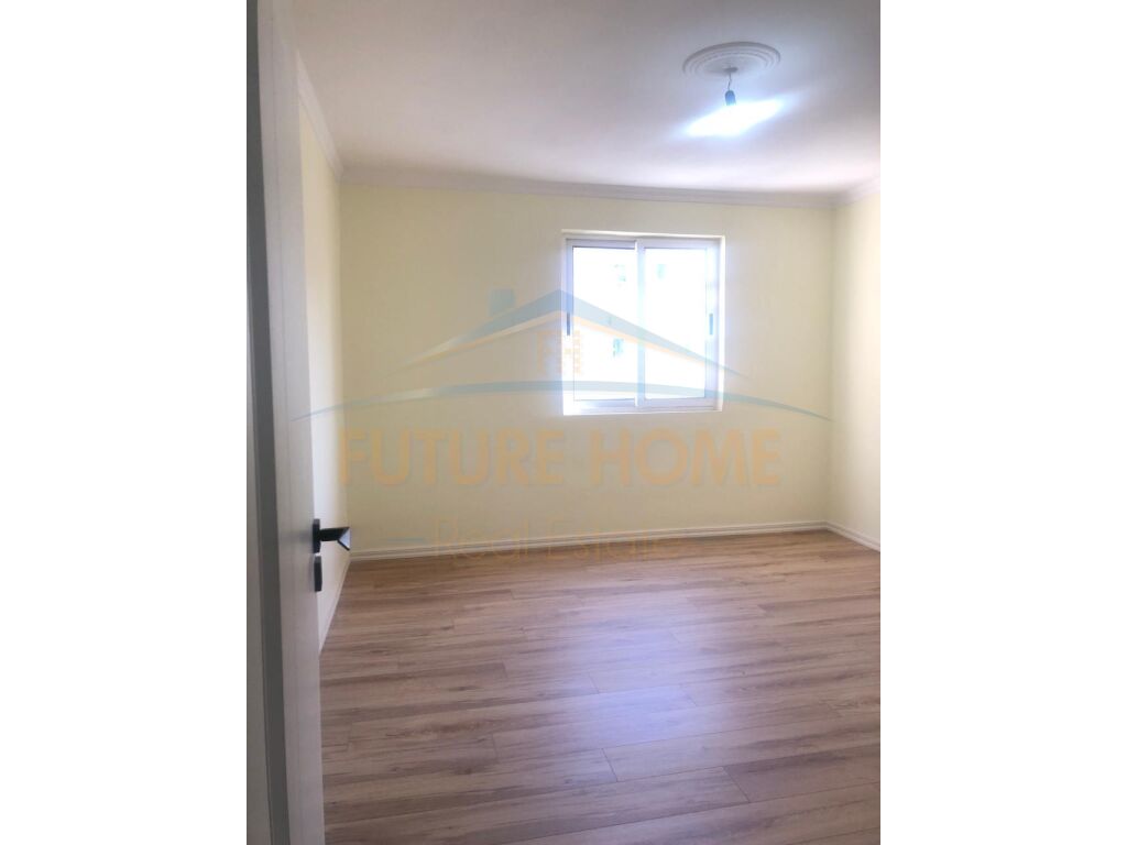 SHITET APARTAMENT 1+1 RRUGA E DIBRES TIRANE