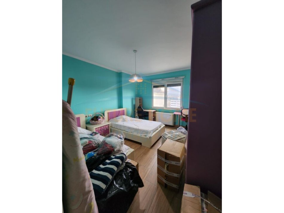 shitet apartament Kati 10, 140 m² 230.000 € (BRRYLI)