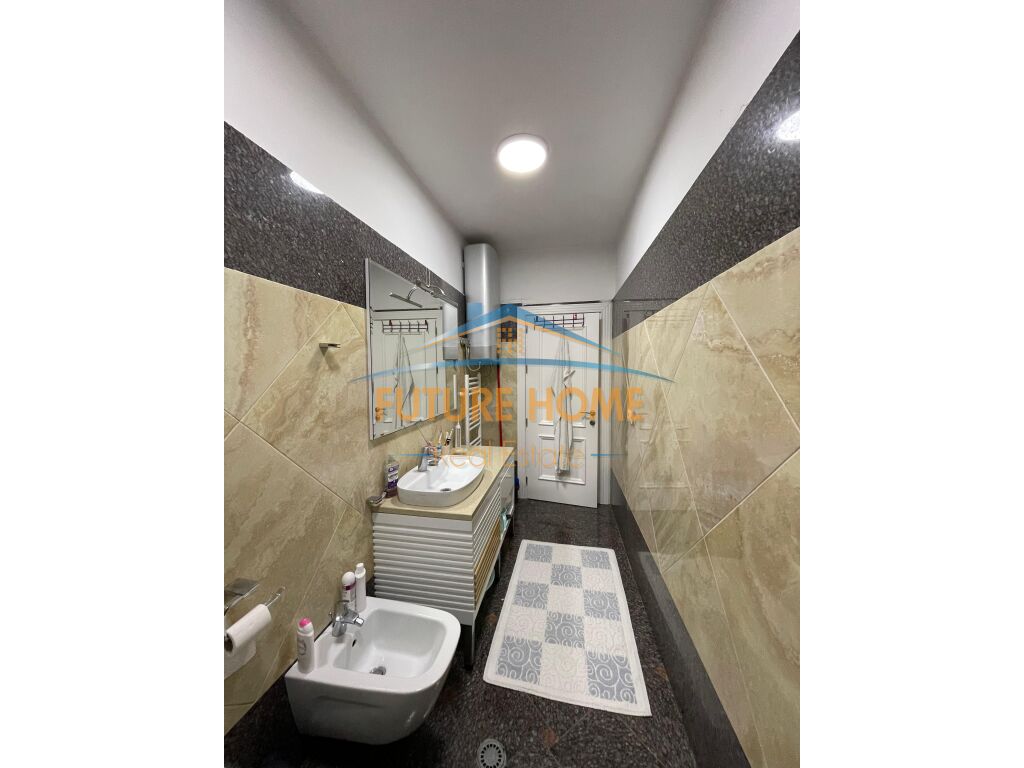 Apartament 2+1+2 ne shitje tek Kopshti Botanik