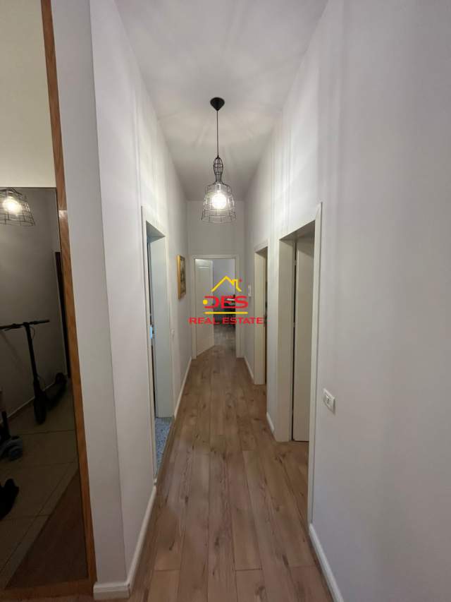 Tirane, shitet apartament 103 m² 116.000 Euro