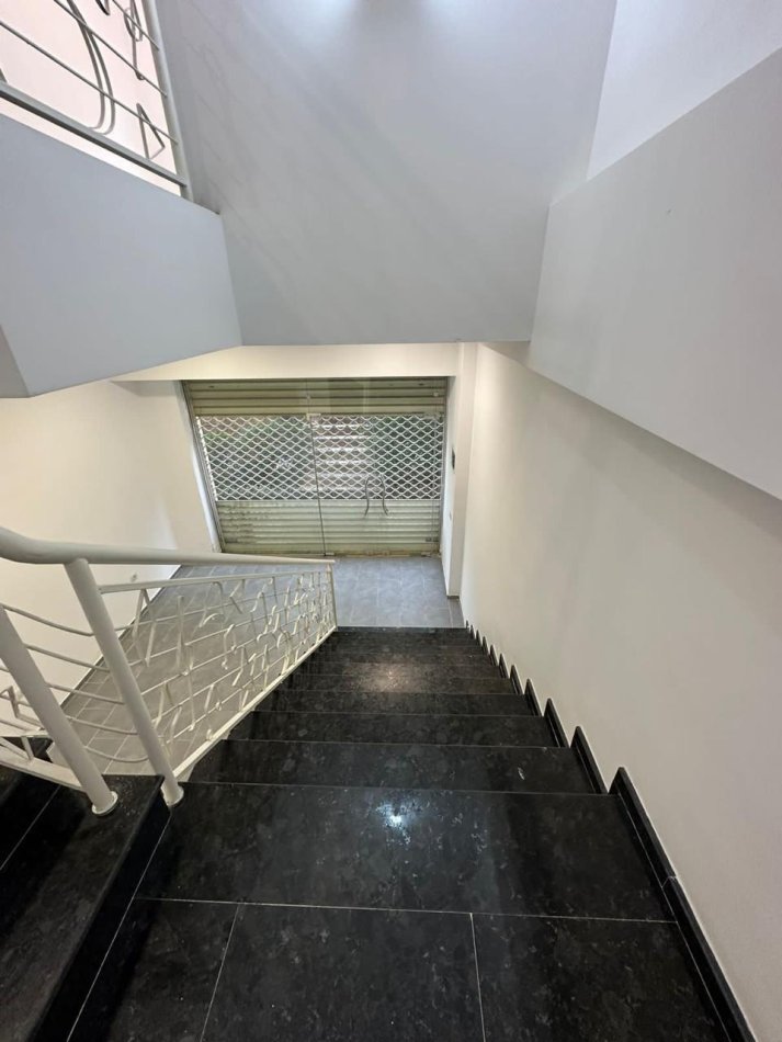 Apartament + Dyqan per shitje ne Fresk
