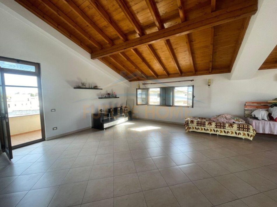 Durres, shitet Vile 3 Katshe Kati 0, 1.312 m² 400.000 € (Shkozet, Durres)