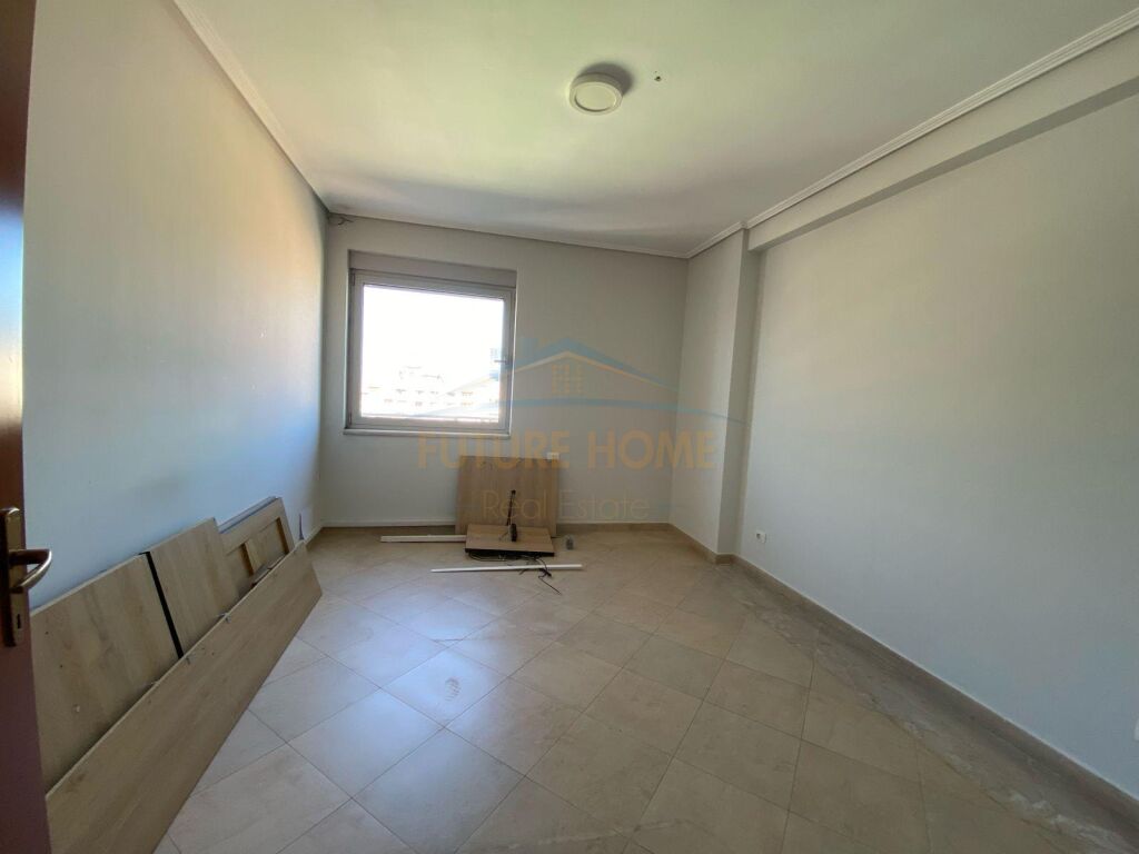 Qera, Ambient Biznesi, Duplex , Tiranë.