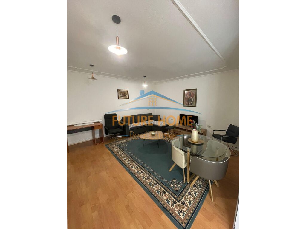 Shitet Apartament 2+1, Rr. "Perlat Rexhepi",Bllok