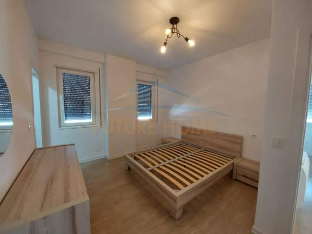 Tirane, jepet me qera apartament 2+1+BLK Kati 3, 100 m² 500 Euro (Ali Demi)