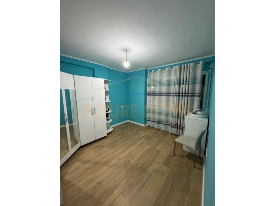 Tirane, shitet apartament 3+1 Kati 1, 75 m² 252.000 € (Kopshti Zoologjik)