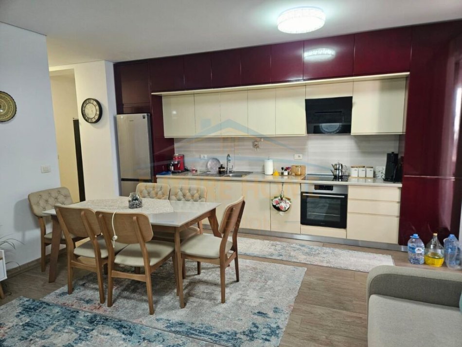 Gjiri Lalezit | Hamallaj, shitet apartament 2+1 Kati 0, 100 m² 350.000 € (Gjiri i Lalzit, Durres)