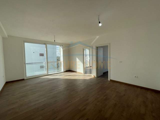 Tirane, shitet apartament 2+1+BLK Kati 3, 75 m² 152.000 Euro (5 maj)