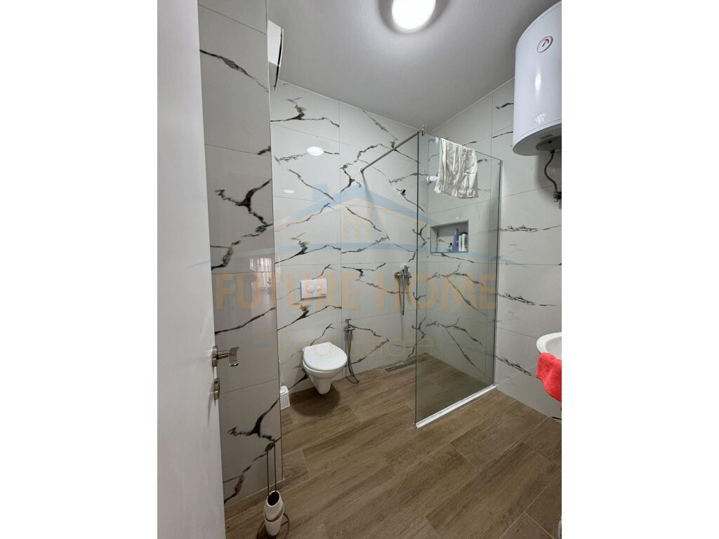 Shitet, Apartament 2+1, Unaza e Re.182,000 €