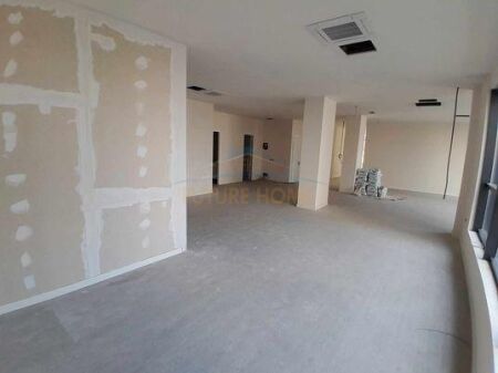 Qira, Ambient Biznesi, Rruga Hoxha Tahsim, Tirane. AREA38263