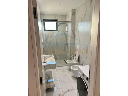 Qera, Apartament 3+1, Rezidenca Future Home, Tiranë. UNA38268