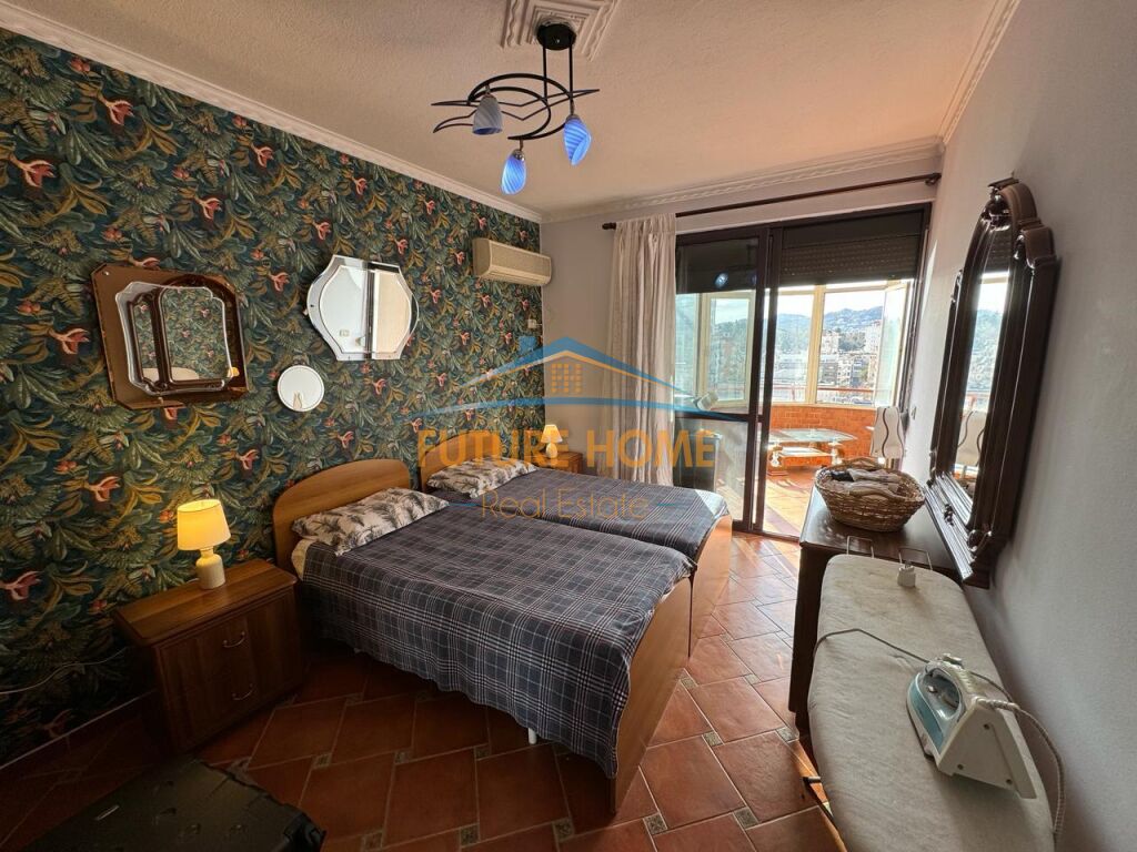 Disponojmë Apartament 2+1+2, për Qera