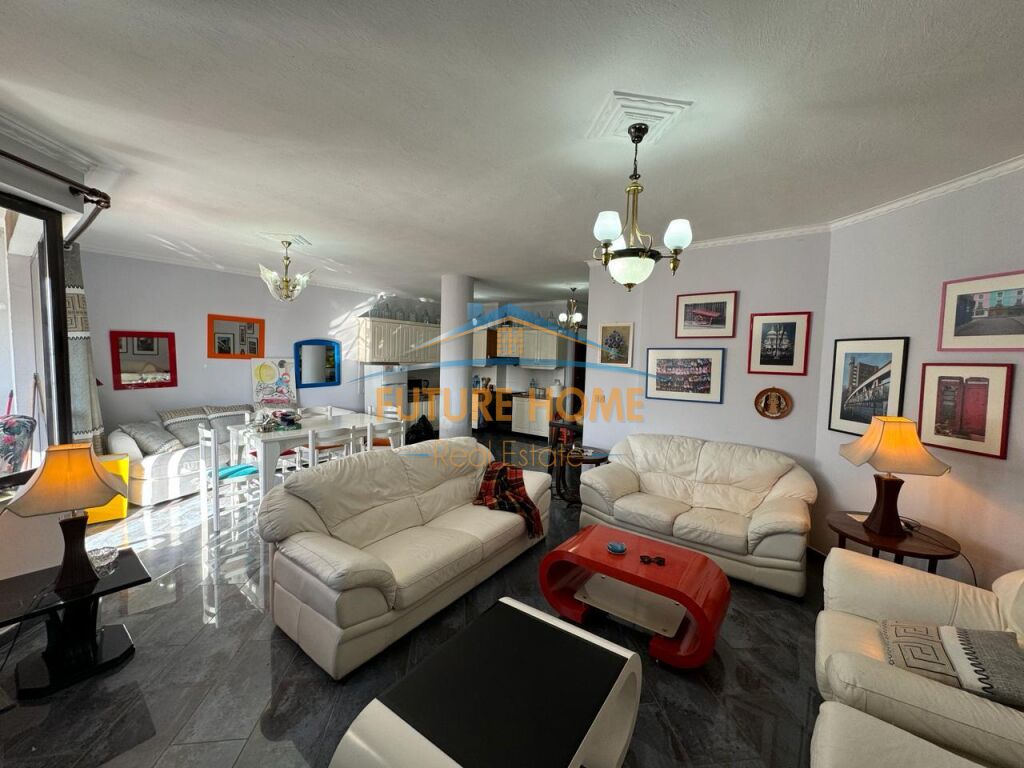 Disponojmë Apartament 2+1+2, për Qera