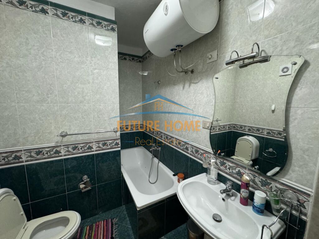 Disponojmë Apartament 2+1+2, për Qera