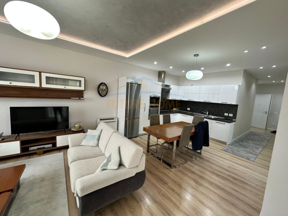 Tirane, shitet apartament 2+1+Aneks+Ballkon Kati 4, 128 m² 275.000 € (Kopeshti Botanik)