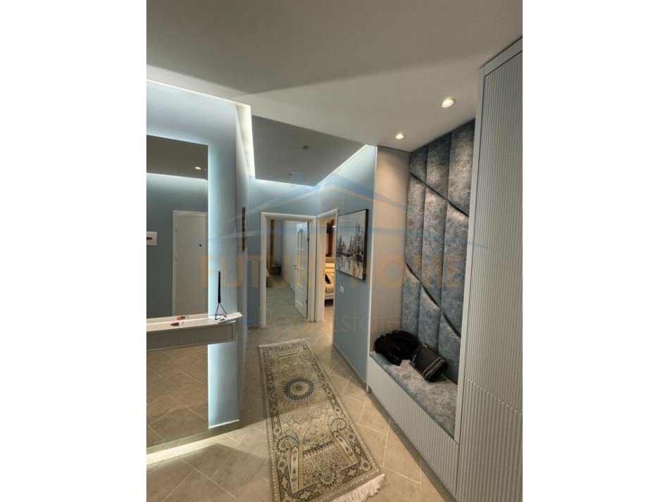 Durres, shitet apartament 2+1 Kati 2, 133 m² 200.000 € (Vollga, Durres)