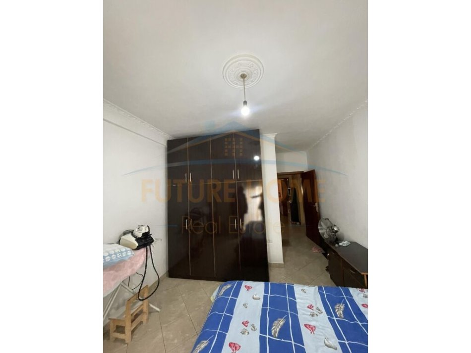Tirane, shes 2+1+Ballkon Kati 5, 114 m² 140.000 € (rruga teodor keko astir)
