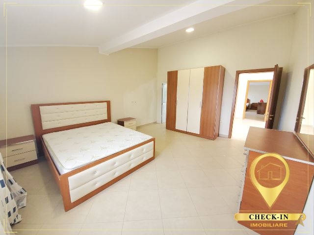 Tirane, jepet me qera apartament 3+1+A+BLK Kati 3, 130 m² 600 Euro (3 Vellezerit Konti)