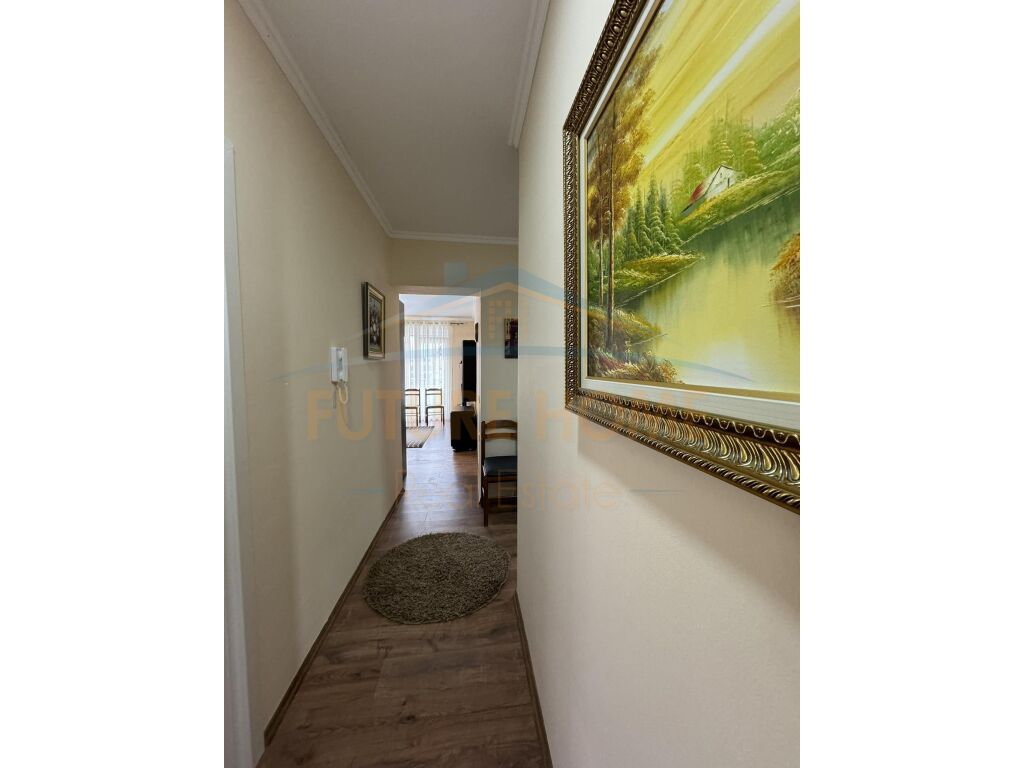 Qera, Apartament 2+1, Laprake, Tiranë.
Cmimi 500euro