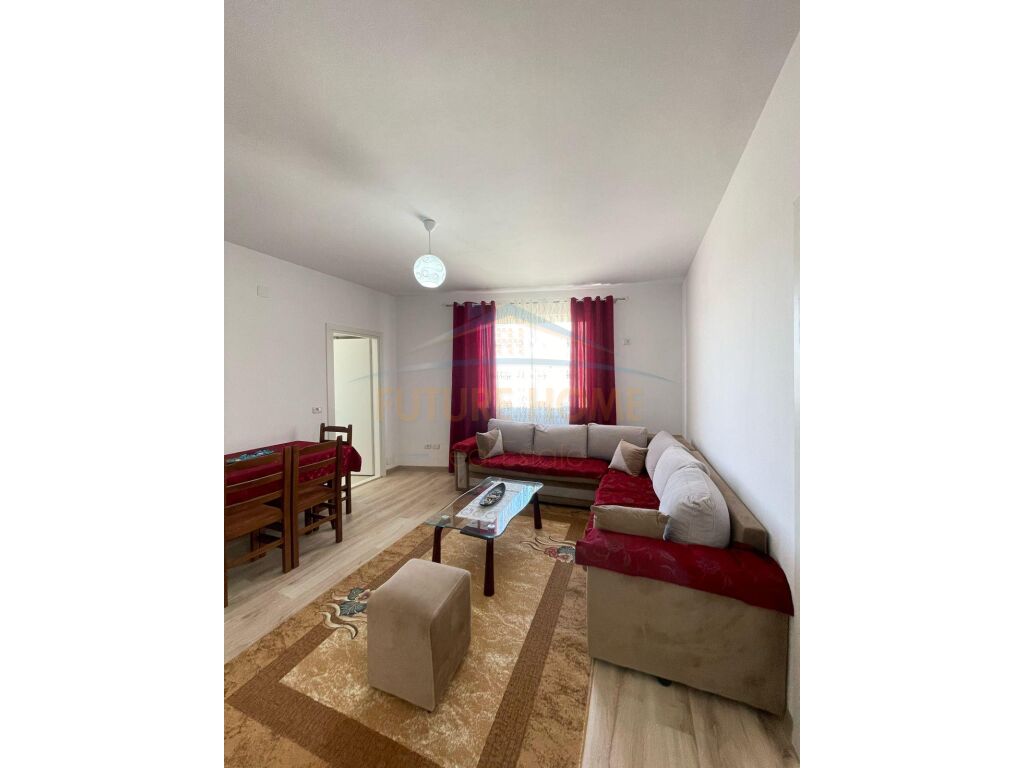 Qera, Apartament 2+1, Unaza e Re.
430 €