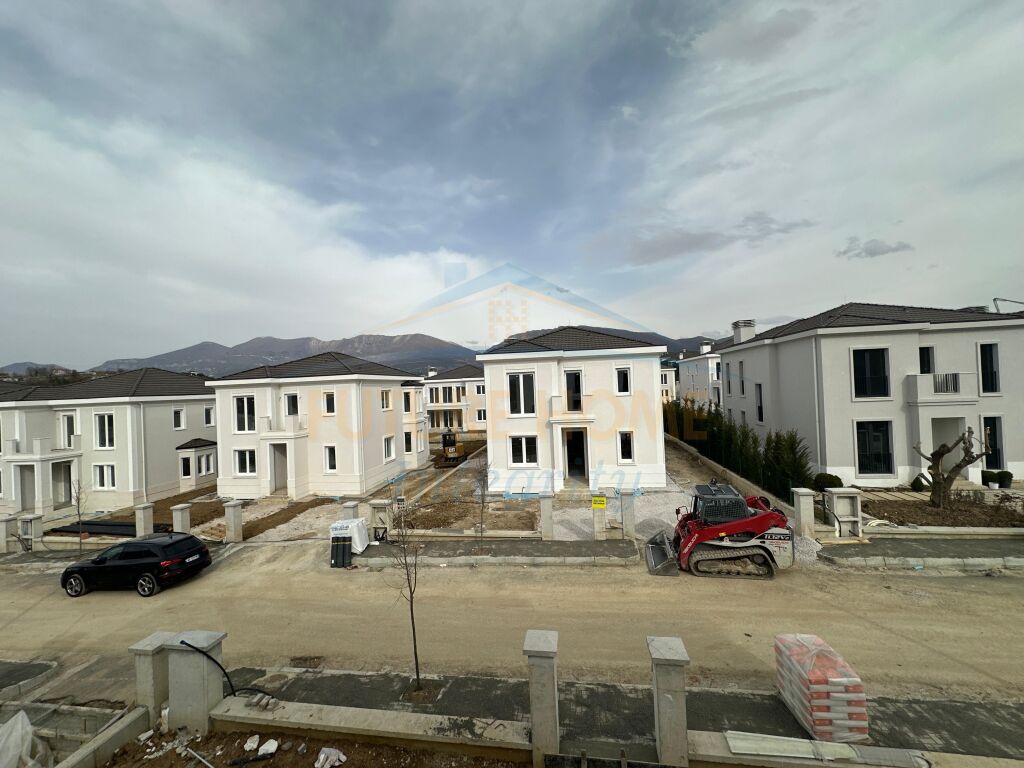 Shitet, Vilë Elitare, Rolling Hills 2, 1.700.000 €