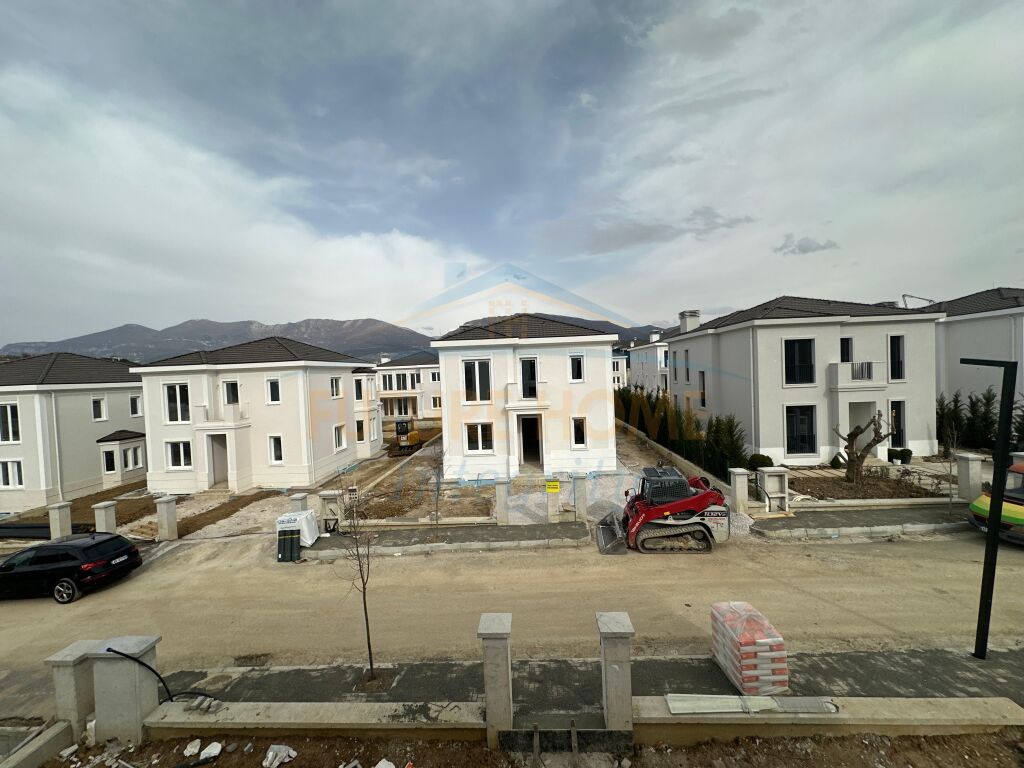 Shitet, Vilë Elitare, Rolling Hills 2, 1.700.000 €