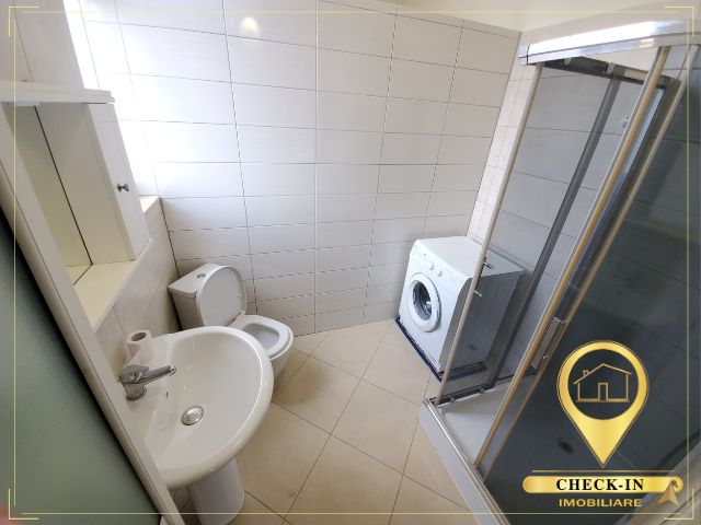 Tirane, jepet me qera apartament 3+1+A+BLK Kati 3, 130 m² 600 Euro (3 Vellezerit Konti)