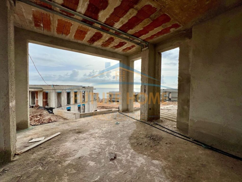 Shitet, Vilë , San Nicolas, Palasë