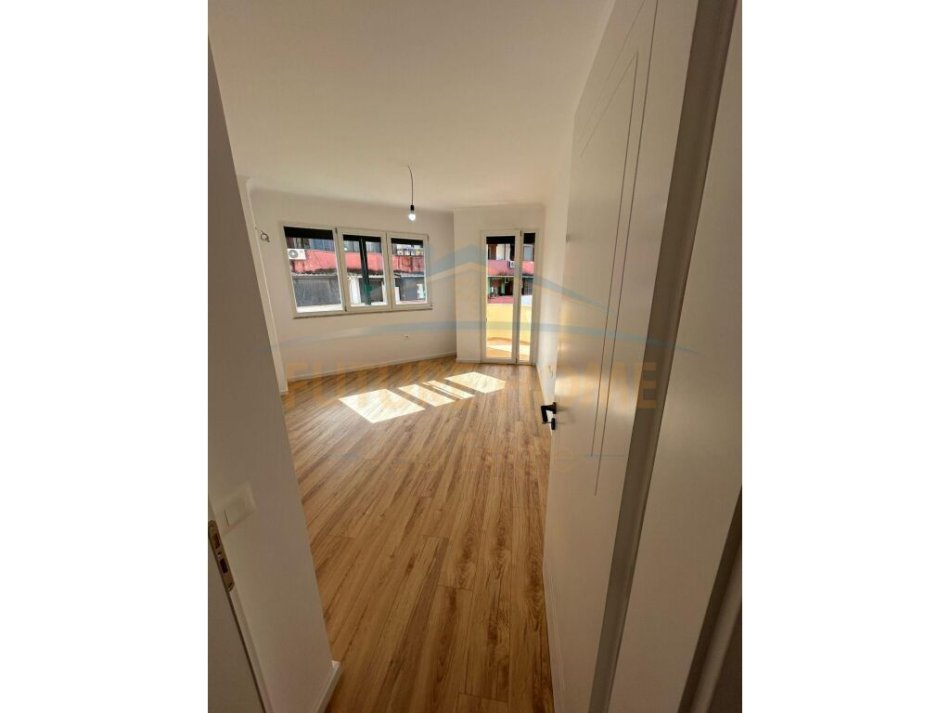 Shitet, Apartament 1+1, Rruga e Elbasanit PRO+38649