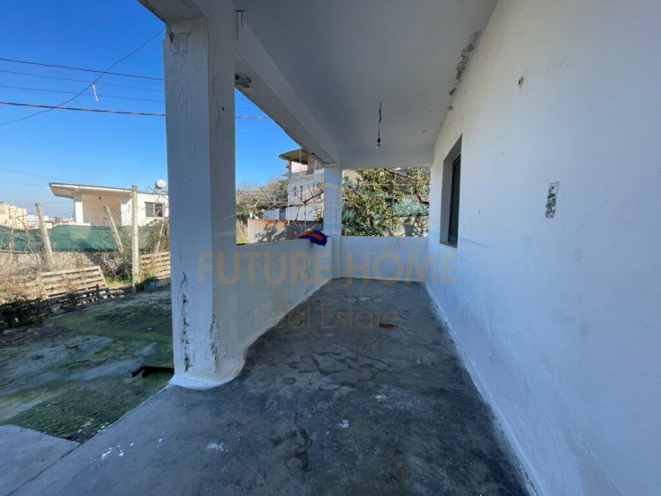 Shitet, Shtepi Prvate, Lagja e Re, Durres
