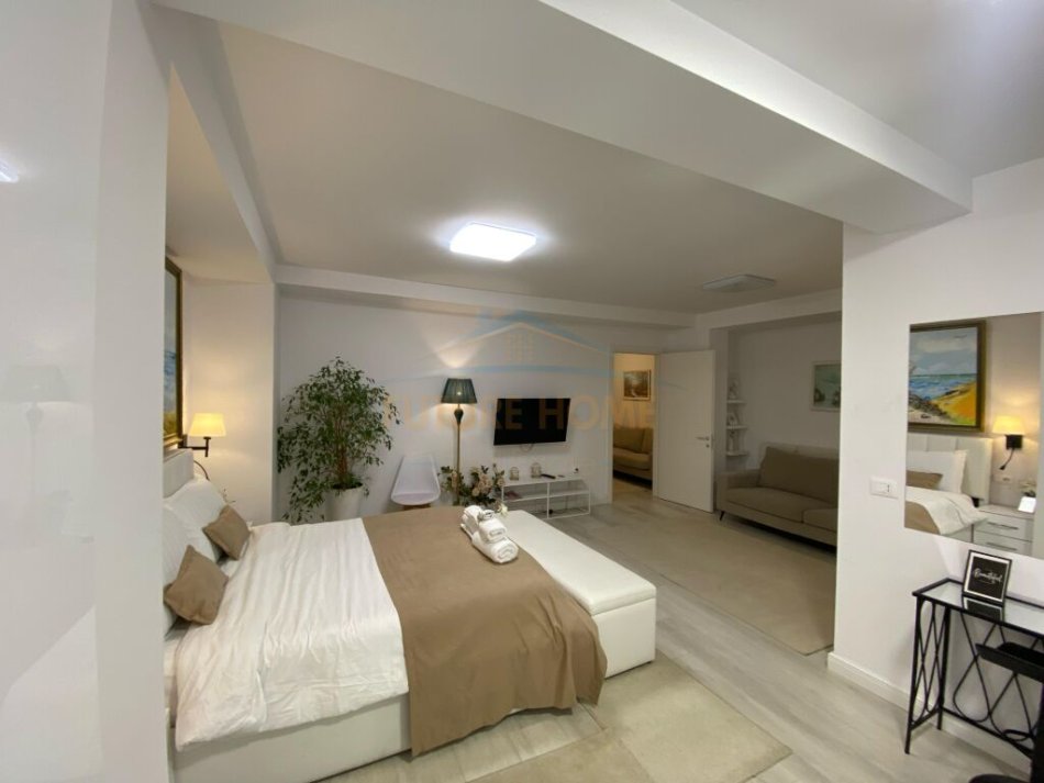 Shitet Apartament 1+1, Rr. "Abdyl Frashseri",Bllok