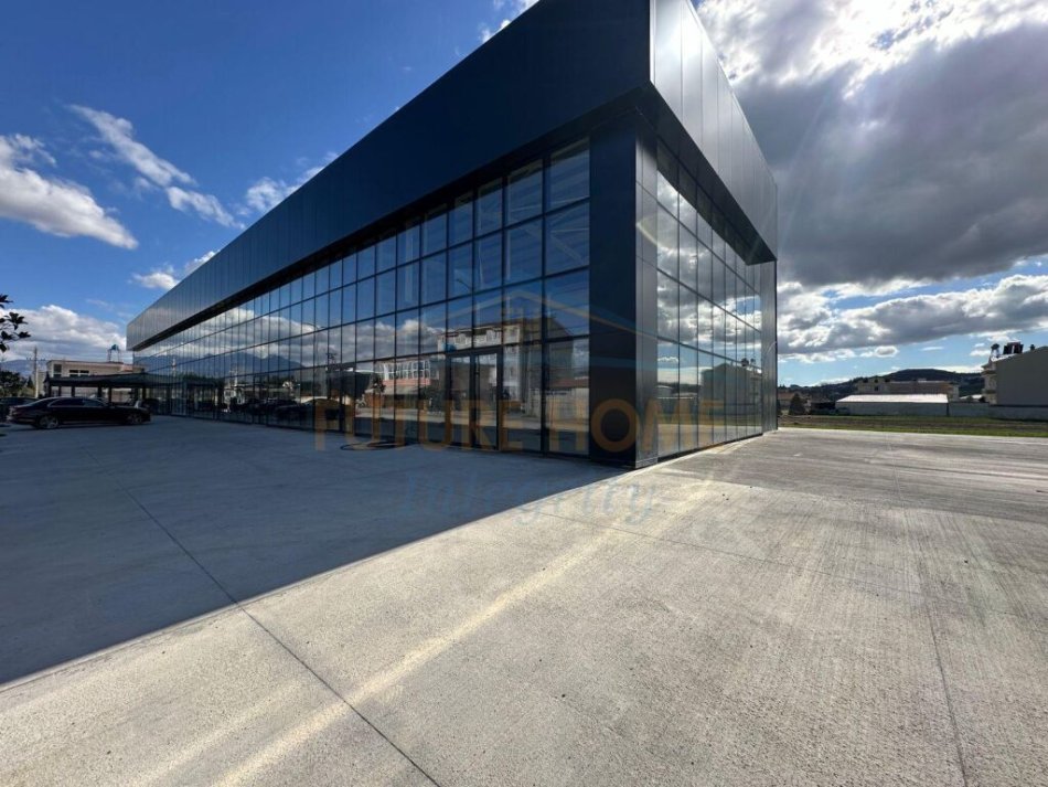 Qera, Kapanon 730 m2+ Toke 2000 m2, Laknas,Tiranë. 4000 EURO