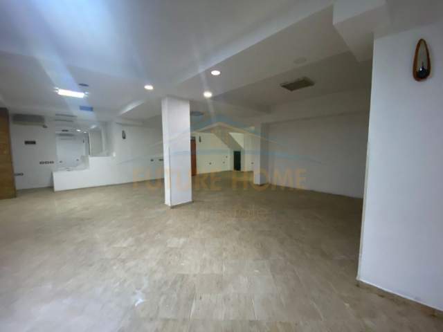 Tirane, jepet me qera ambjent biznesi Kati 1, 130 m² 700 Euro (5 MAJ)