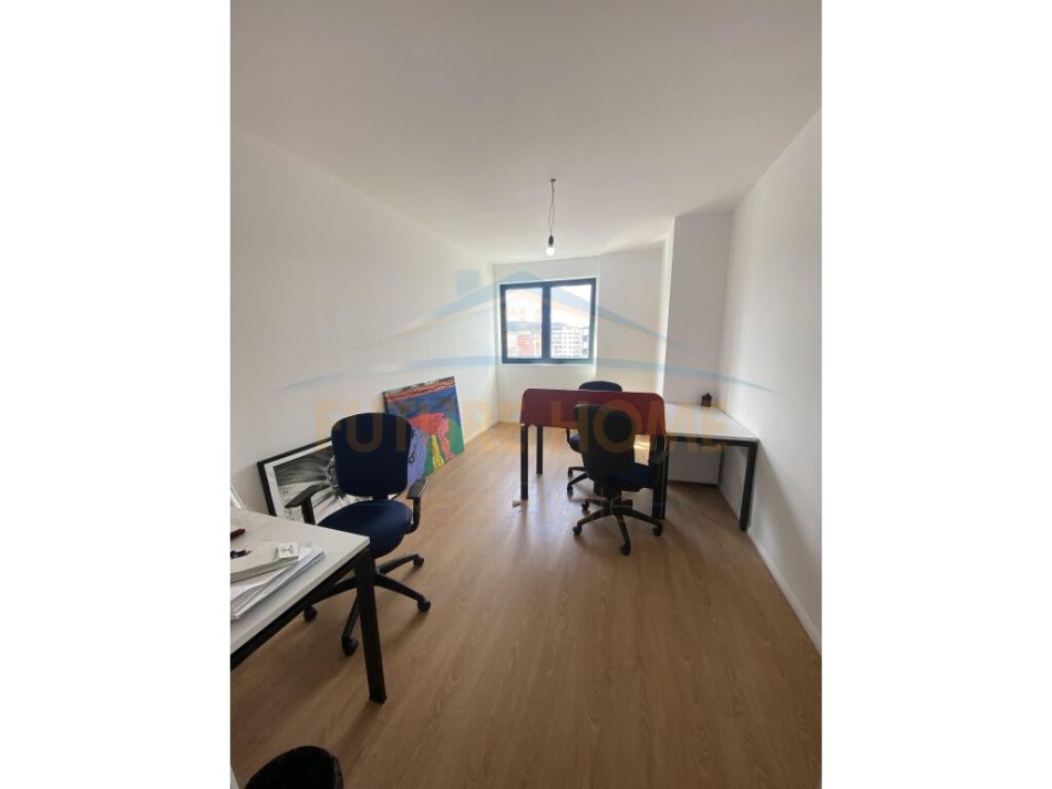 Tirane, jepet me qera apartament 2+1 Kati 7, 111 m² 500 € (REZIDENCA FUTURE HOME)