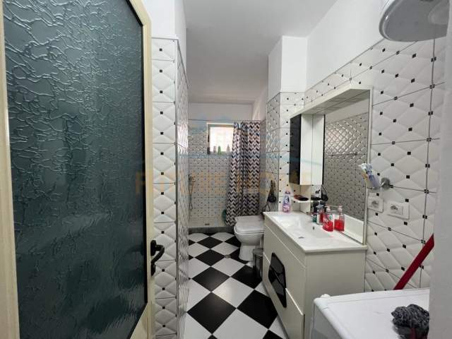 Tirane, jepet me qera apartament 2+1+BLK Kati 6, 90 m² 450 Euro (Teodor Keko)