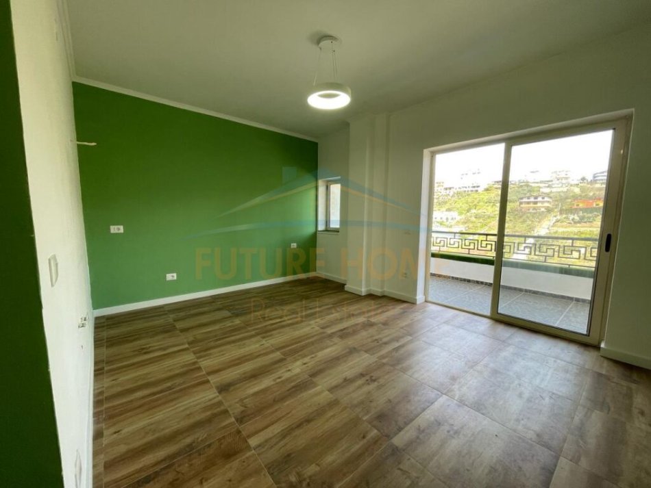 Durres, shitet garsonier 1+1 Kati 4, 44 m² 45.000 € (Shkembi i Kavajes)