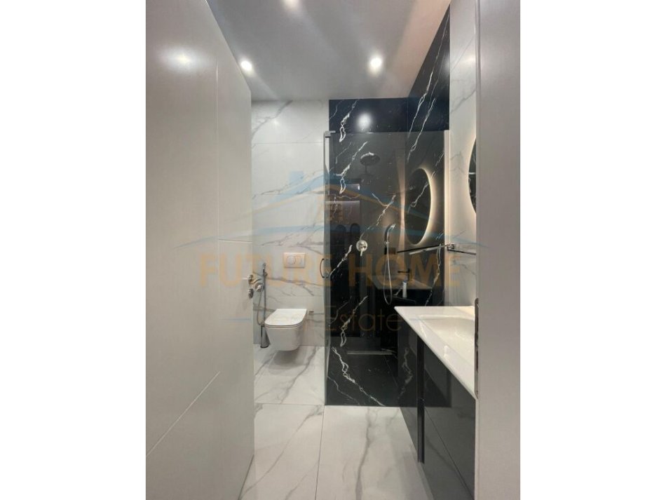 Qira, Apartament 2+1, Komuna e Parisit