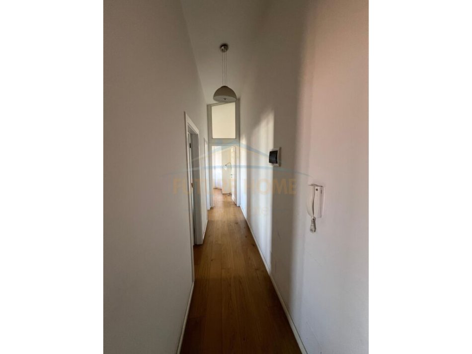 Shitet, Duplex 3+1+Post Parkimi, Liqeni i Thate, Tirane!