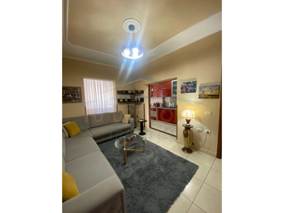 Tirane, shitet apartament 2+1 Kati 5, 81 m² 150.000 € (Tregu Elektrik)