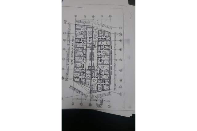 Tirane, shitet apartament Kati 4, 143 m² 230.000 Euro (Liqeni i Thatë,)