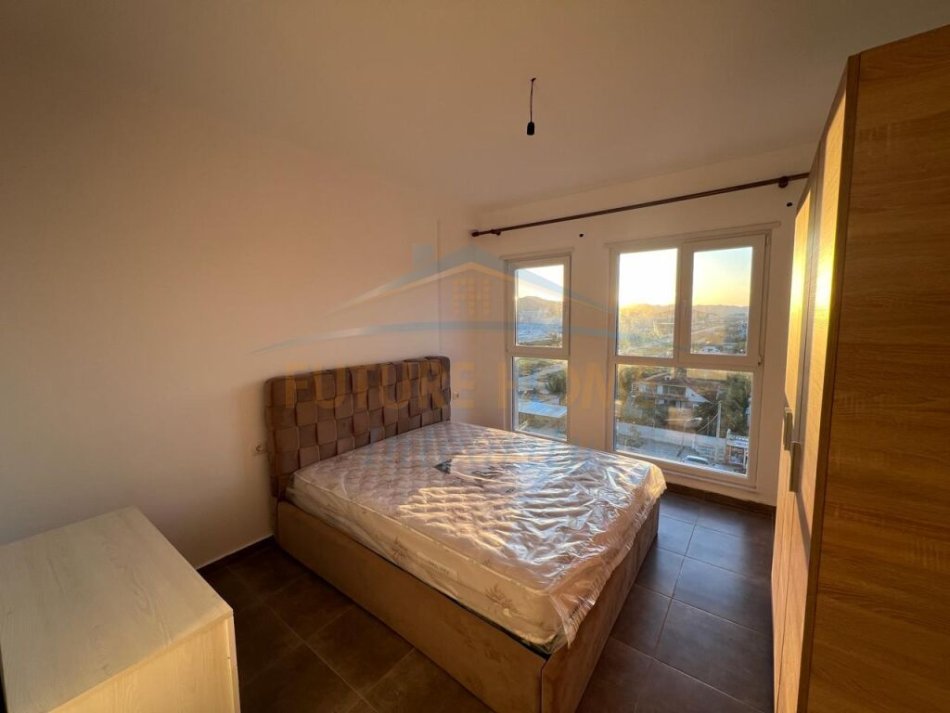 Qera, Apartament 2+1+Post Parkimi, Kompleksi Univers City, Tiranë.