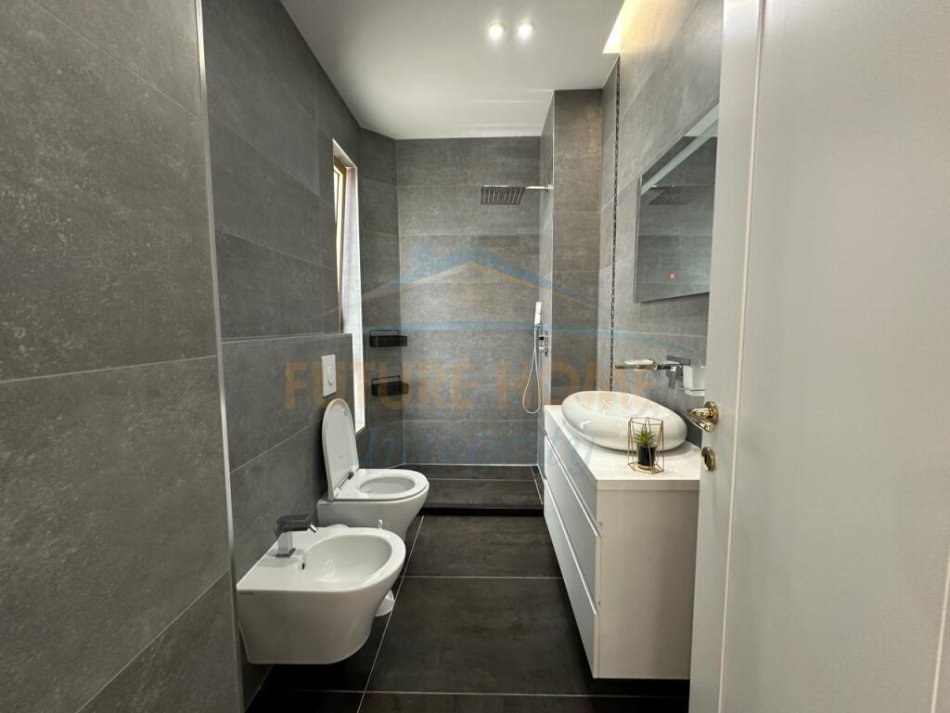 Qera, Apartament 2+1+2+Post Parkimi, Stadiumi Air Albania, Tiranë.