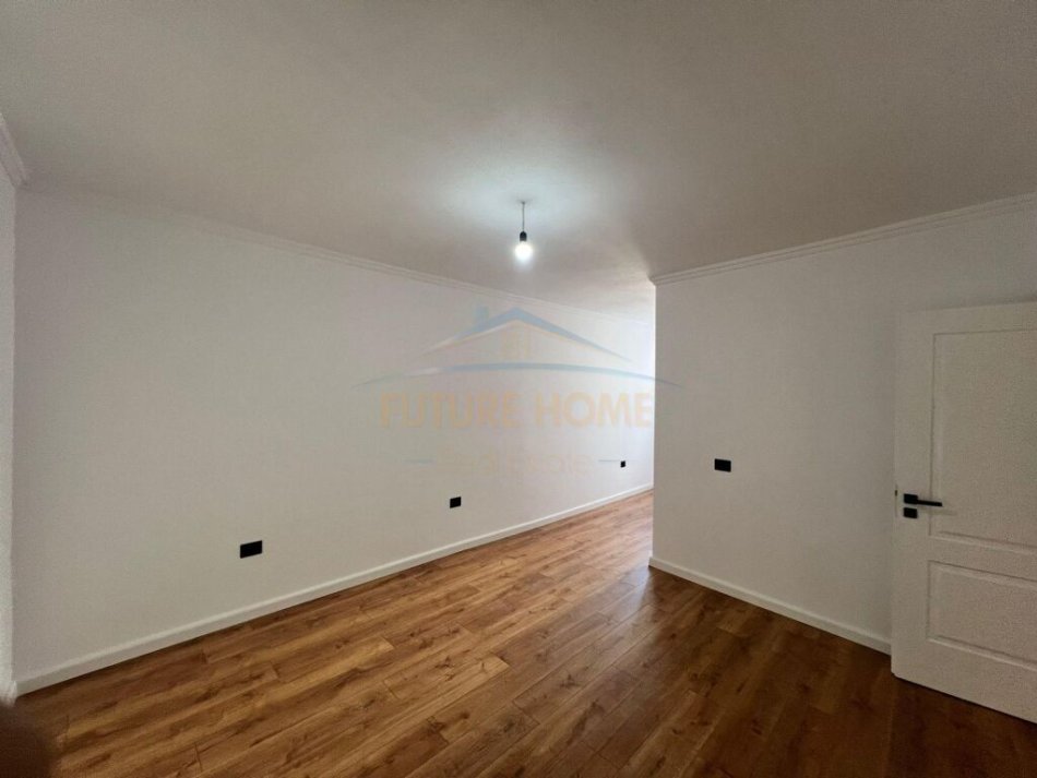 Shitet Apartament 2+1, Prane Stadiumit Dinamo
