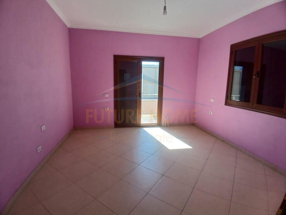 Qera, Shtepi Private 2+1, Lagjia 17, Durres