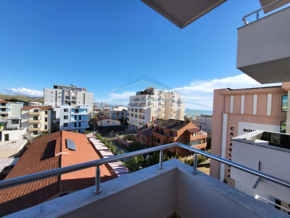 Durres, shitet Apartament, Plazh Durres 53 m² 83,000 €