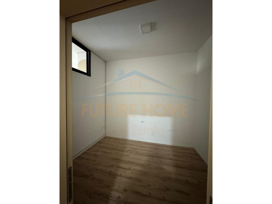 Qera, Apartament 2+1, Square21, Tirane