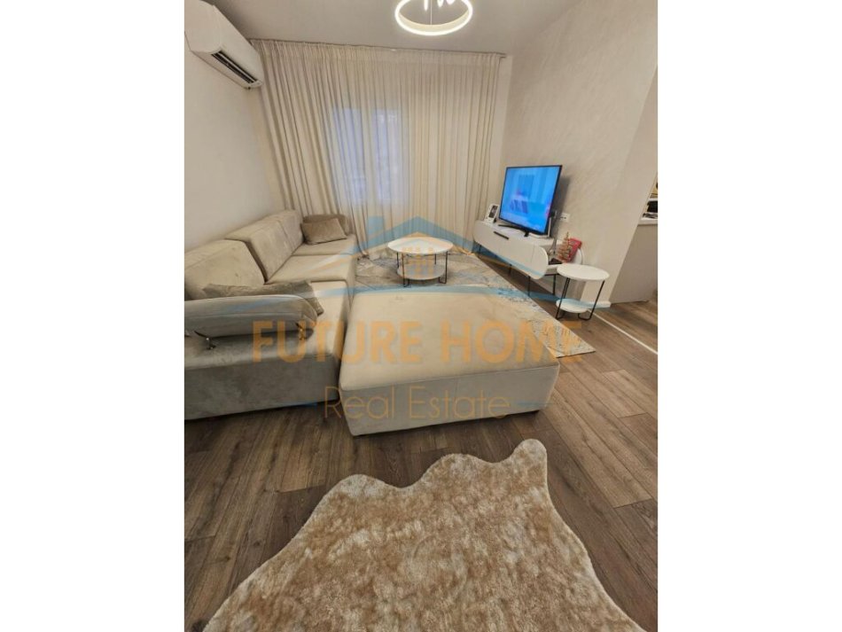 Tirane, shitet apartament 2+1+Aneks+Ballkon Kati 5, 80 m² 128.000 € (TREGU ELEKTRIK)